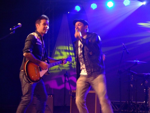 PBLICO ROCK SACUDIU COM TCH GOMES TRIO